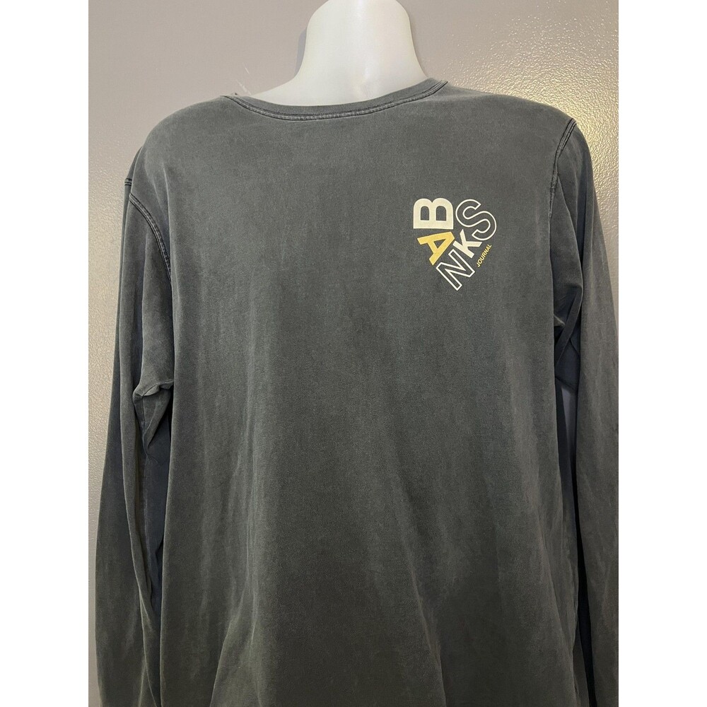 Banks Journal Shirt Mens XL Gray Long Sleeve Heart Back Logo Graphic Tee